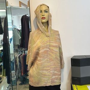 Mechant light cardigan with hood size S